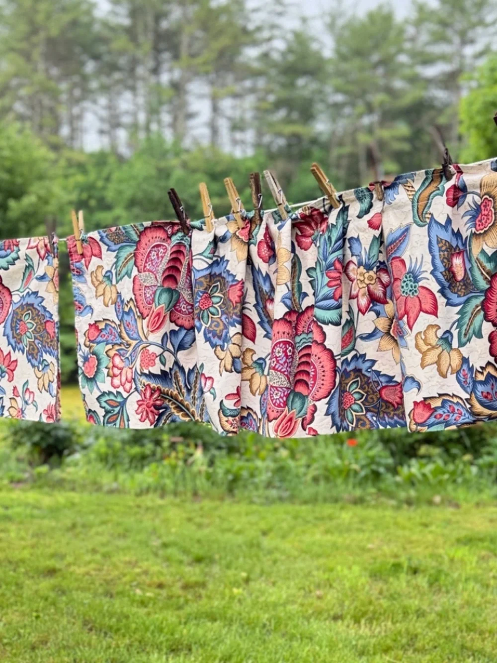 Vintage Waverly Valance Traditional Floral Red White and Blue Reversible Cotton